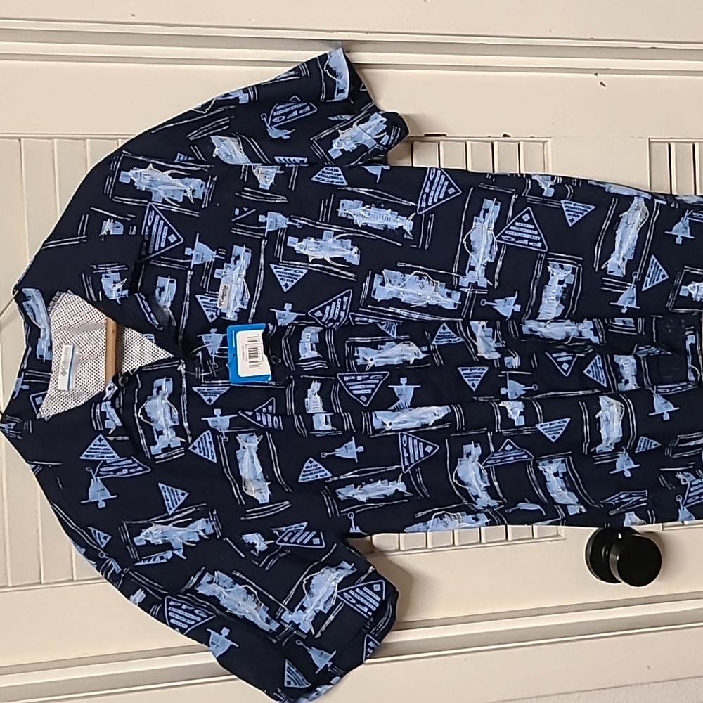 Men's Columbia Trollers Best fish print button up shirt
